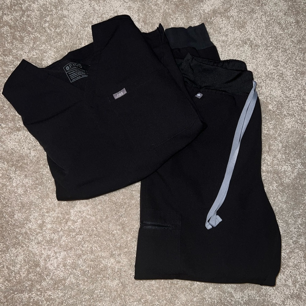 Figs scrubs